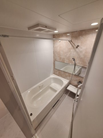 アレーズＫＡＳＨＩＷＡＮＯＨＡの浴室|同仕様写真※カラーや型が異なることがあります。