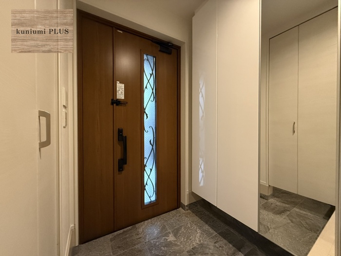 東大阪市森河内西2丁目の玄関