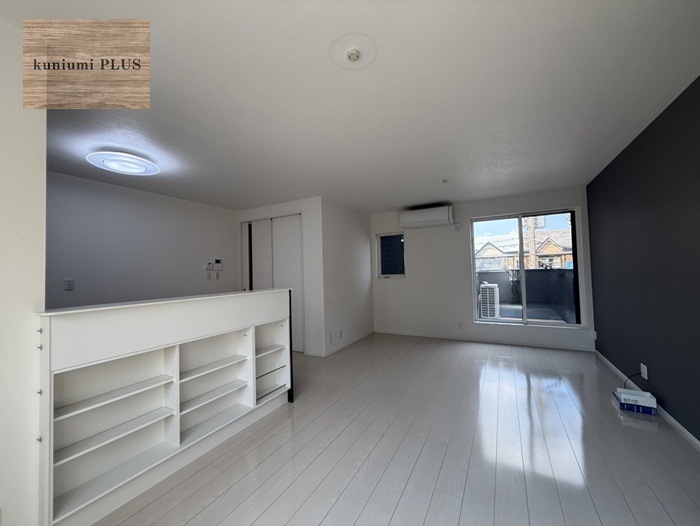 東大阪市森河内西2丁目の居間・リビング