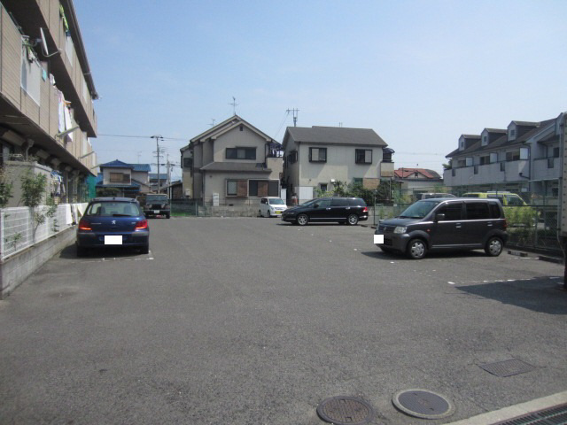 【駐車場】