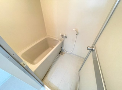 【浴室】 | メゾンドール南千里