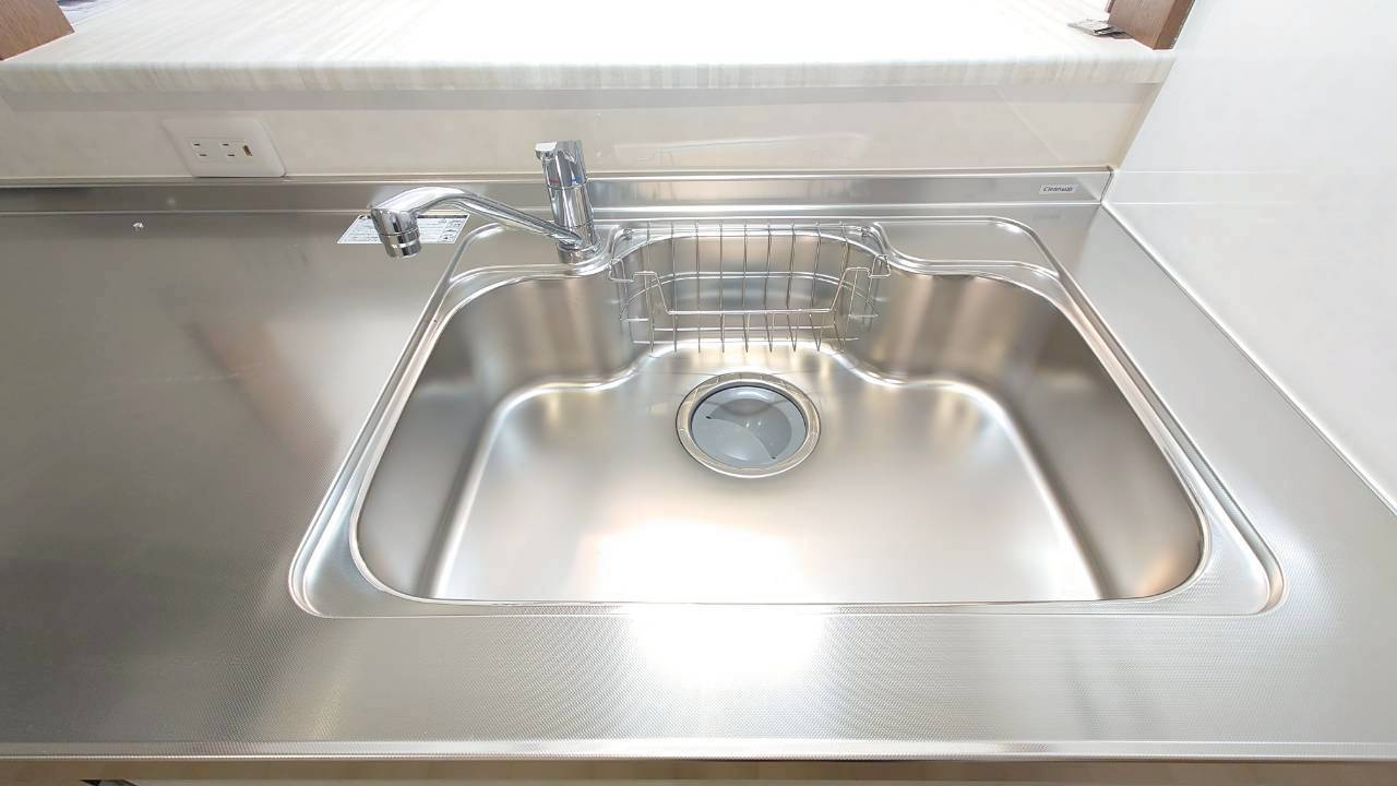 ◆室内リフォーム済◆阪急大宮駅・市営烏丸線四条駅・京福四条大宮駅まで徒歩１０分◆アルモード京都高辻のキッチン|シンク