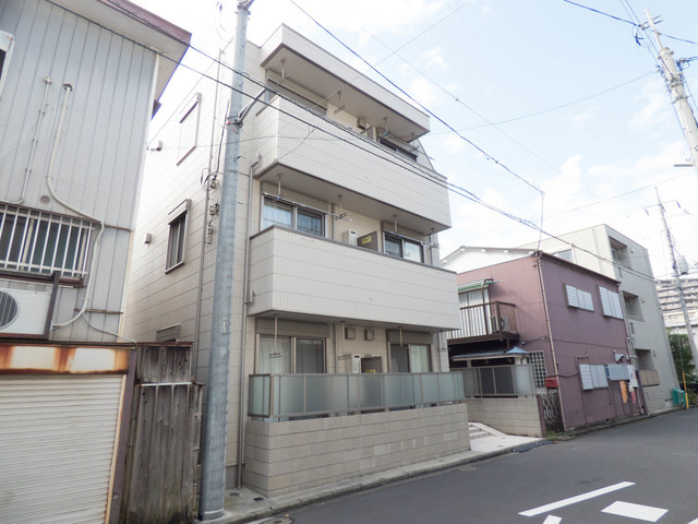 メゾン神之木台Ⅲのエントランス