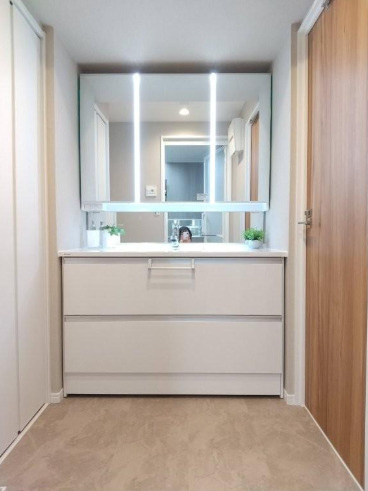 モナーク根岸の独立洗面台