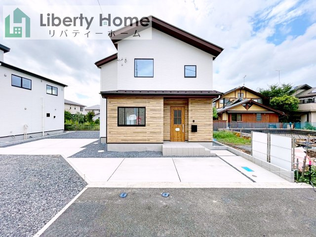 水戸市笠原町2期　新築戸建　3号棟の外観|ご予約をいただければ、『平日の空いた時間』『周辺物件まとめて見たい』『1件だけ見たい』ももちろん可能です♪
お気軽にお問合せください♪