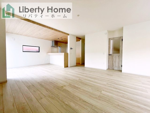 水戸市笠原町2期　新築戸建　3号棟の居間・リビング