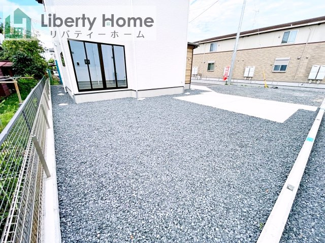 水戸市笠原町2期　新築戸建　3号棟の駐車場