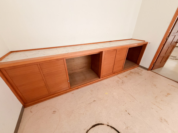 中川貸事務所の内装