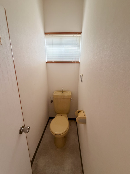 中川貸事務所のトイレ