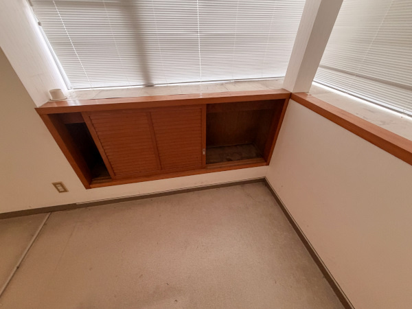 中川貸事務所の内装