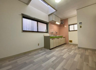 野田通貸家の居間・リビング