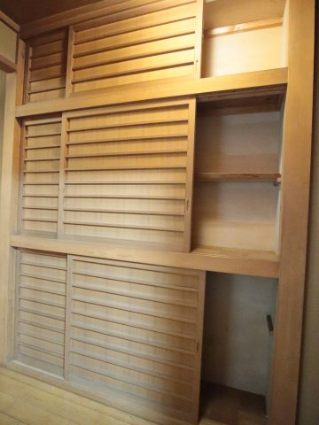 萩山町3丁目戸建の収納