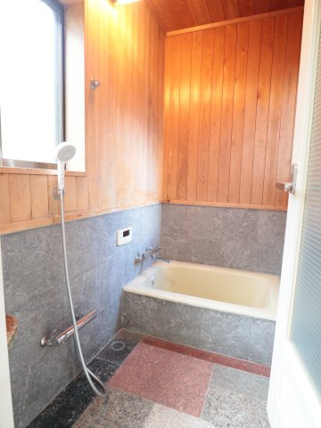 萩山町3丁目戸建の浴室