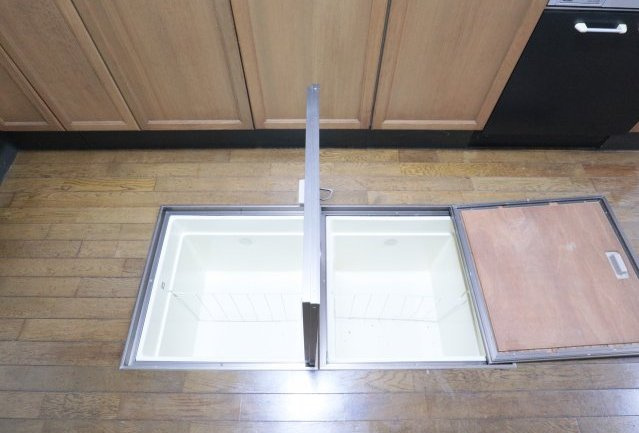 萩山町3丁目戸建の収納|床下収納