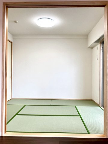 レアーレ瓦町の和室