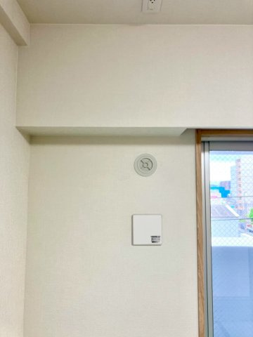 レアーレ瓦町の構造・工法・仕様|リビングのエアコン設置個所です。