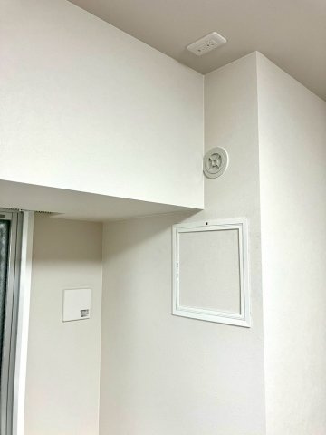 レアーレ瓦町の構造・工法・仕様|洋室のエアコン設置個所です。