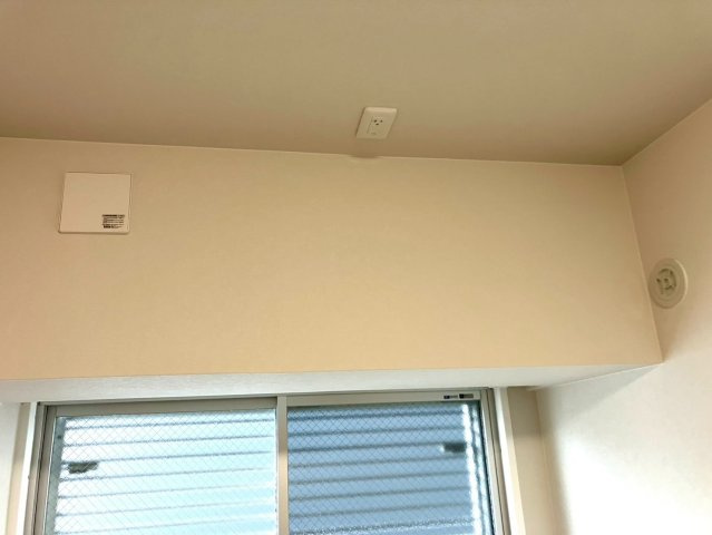 レアーレ瓦町の構造・工法・仕様|洋室のエアコン設置個所です。