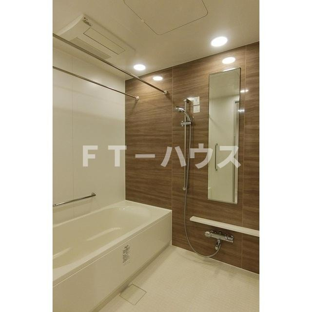 幕張ベイパーククロスタワー&レジデンスの浴室