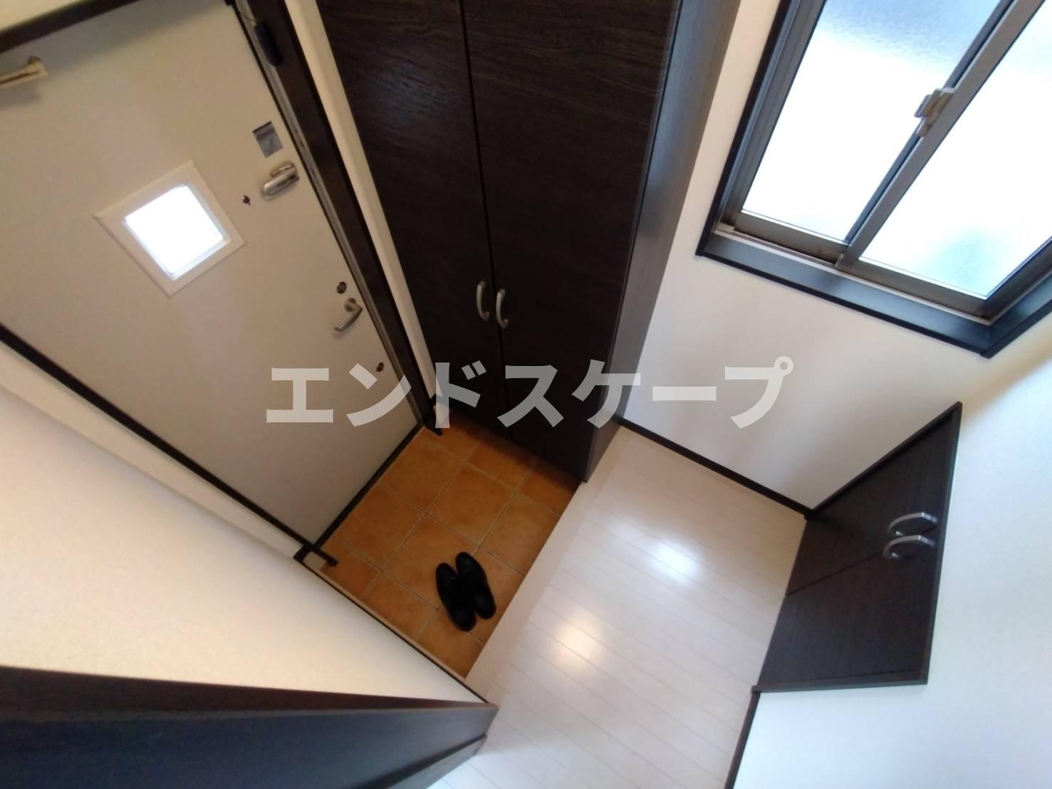 ハウス・ルーエ足門の玄関|高崎、前橋のお部屋探しはエンドスケープまで！お客様の理想お聞かせ下さい♪