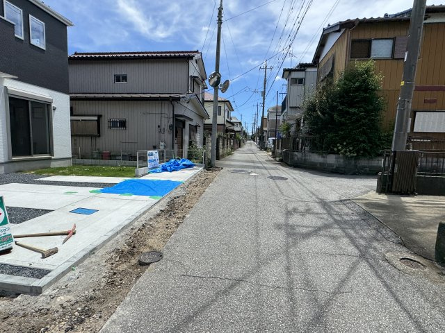 柏市篠籠田新築戸建（篠籠田２期）の前面道路含む現地写真|西側前面道路