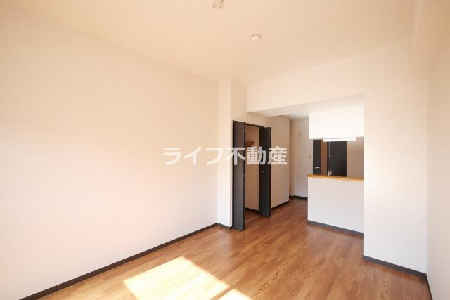 カシェット緑橋の居間・リビング