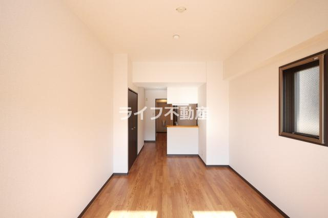 カシェット緑橋の居間・リビング