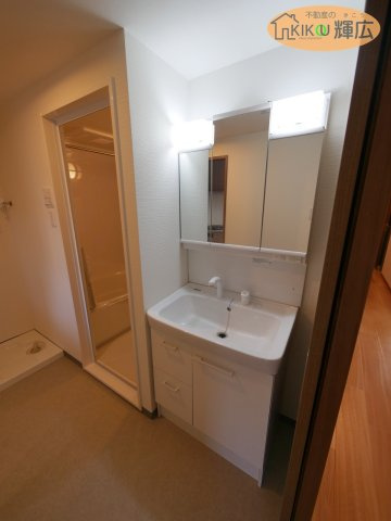 【独立洗面台】 | ピュアハイツ明石大久保　3階