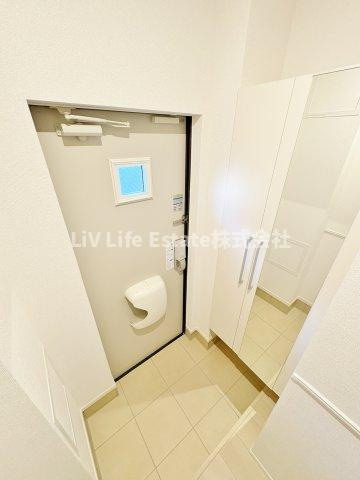 ヒカルサ小平栄町の玄関|※同仕様写真