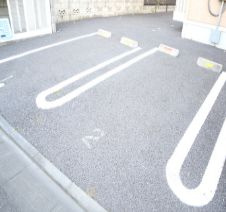 コトブキハイムの駐車場