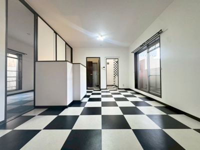 【居間・リビング】 | クリスタルアレイ