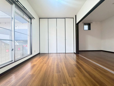 【洋室】 | クリスタルアレイ