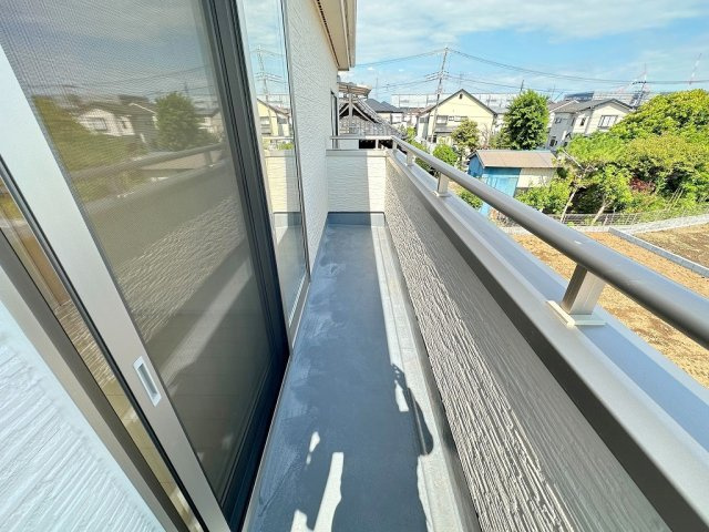 三郷市彦糸1丁目　中古戸建のバルコニー|南向きの日当たり良好なバルコニー
