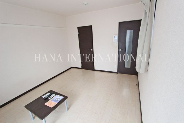 クレイノデュランタの寝室|角部屋写真使用