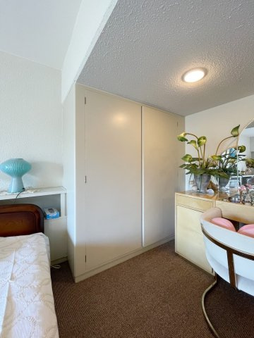 芦屋サンプラザの収納|洋室約12.5帖の収納