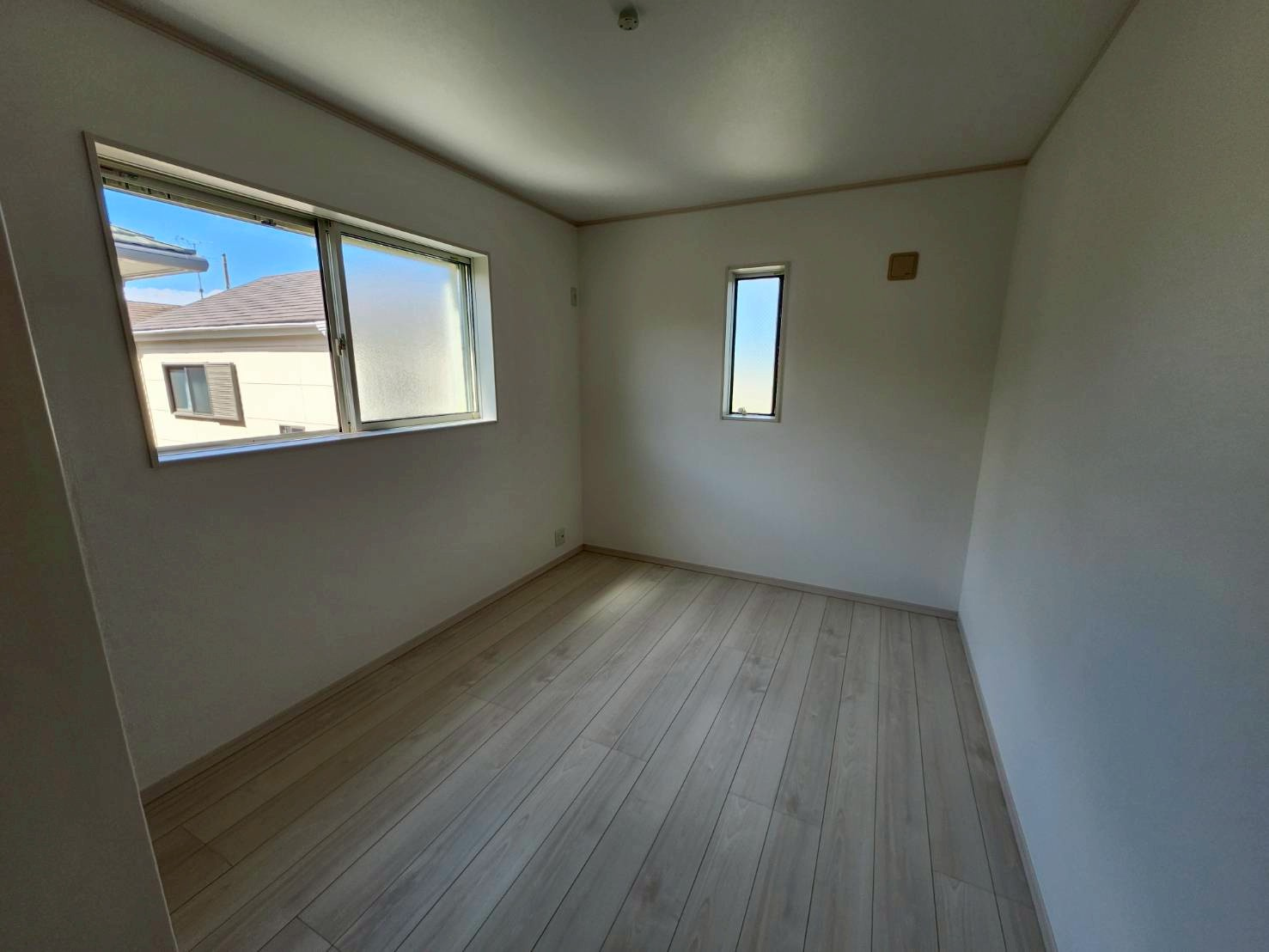 堺市中区大野芝町戸建の洋室