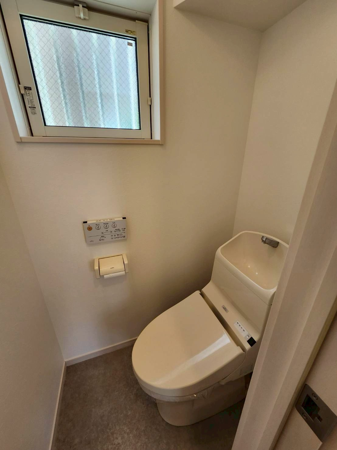 堺市中区大野芝町戸建のトイレ