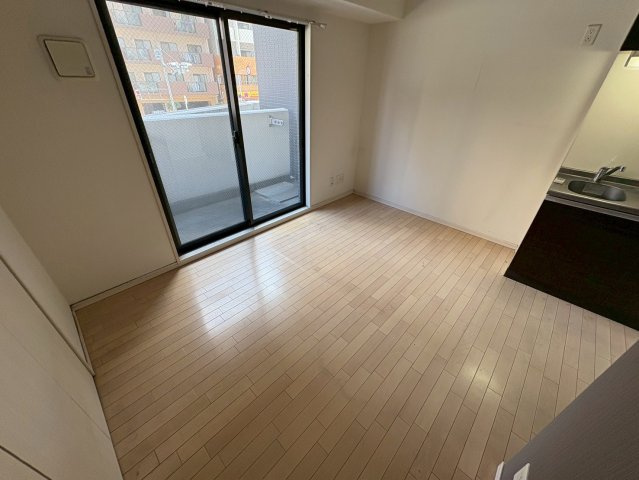 大阪市西区土佐堀３丁目の賃貸マンションの居間・リビング