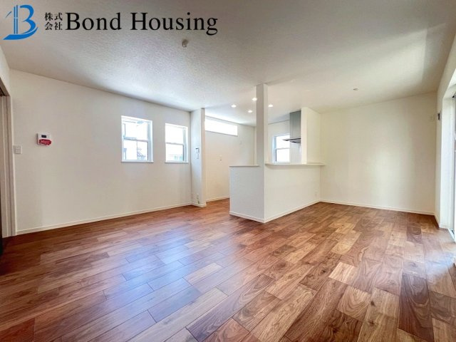 並列2台可　周辺買い物施設充実　長畑町第3　新築のその他