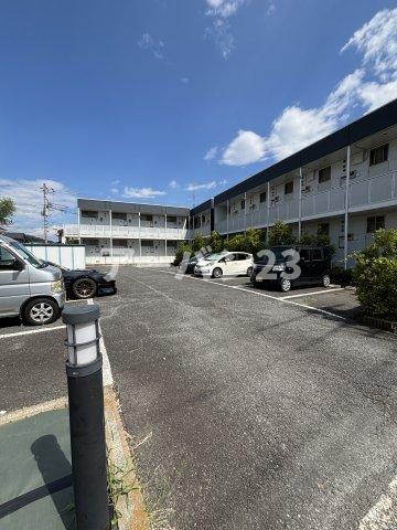 リブレス東大和Ⅱの駐車場