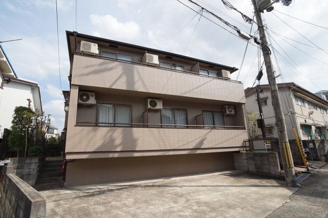 レジデンス松涛の外観