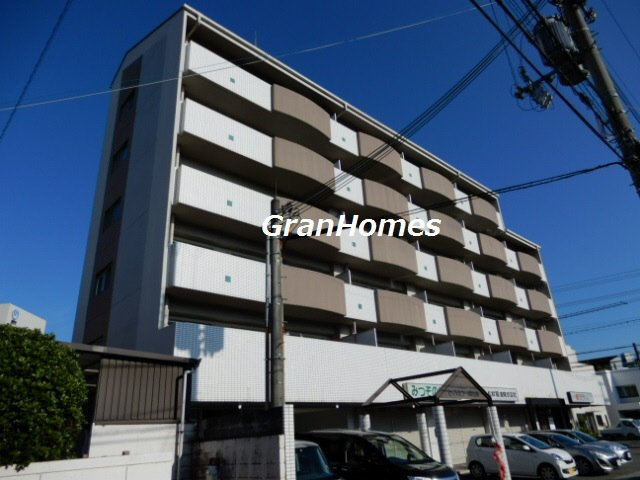 ロイヤルコーポ加古川の外観