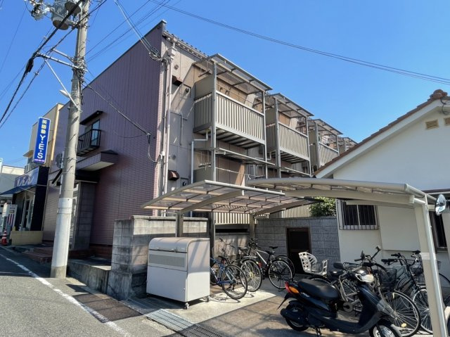 マンションシャトローの外観