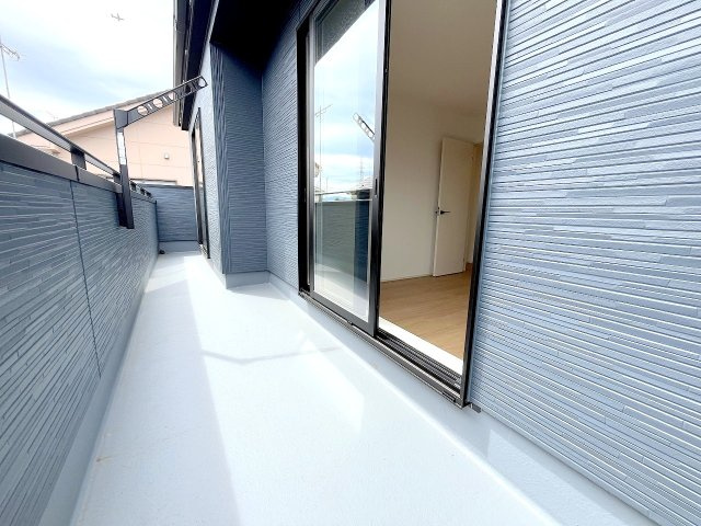 あきる野市草花全６棟　新築分譲のバルコニー|2025年撮影