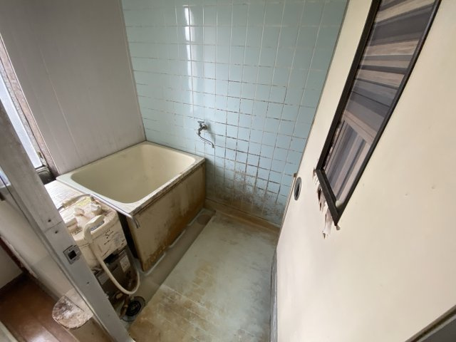 年ケ森ハイツの浴室