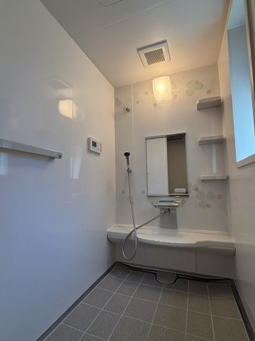 神戸市北区緑町2丁目戸建の浴室