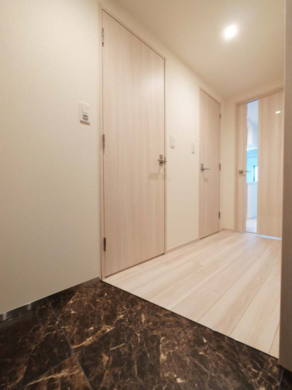 【玄関】 | コンポジット渋谷本町 | 玄関ホールです