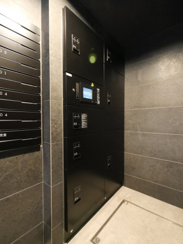 【設備】 | コンポジット渋谷本町 | 宅配ＢＯＸです