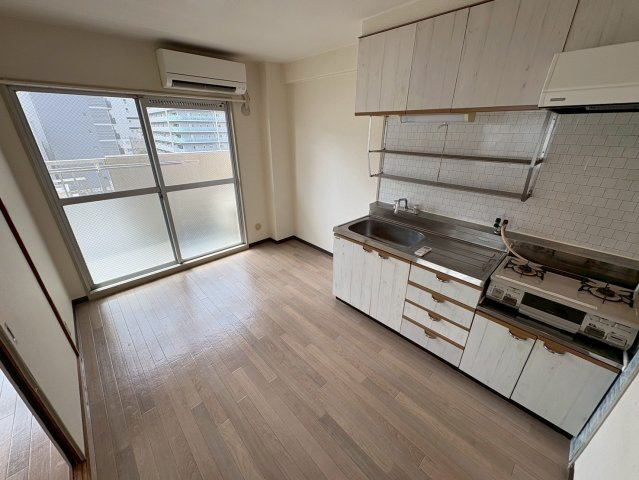 大阪市西区新町２丁目の賃貸マンションの居間・リビング