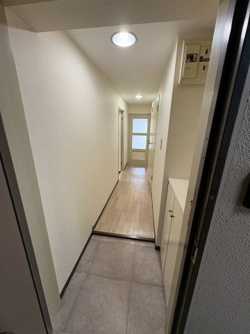 大阪市西区新町２丁目の賃貸マンションの玄関